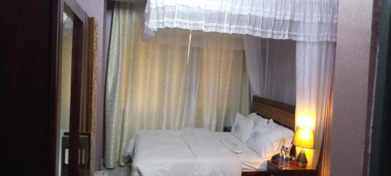 Jakicha Motel Дар-эс-Саламе Экстерьер фото